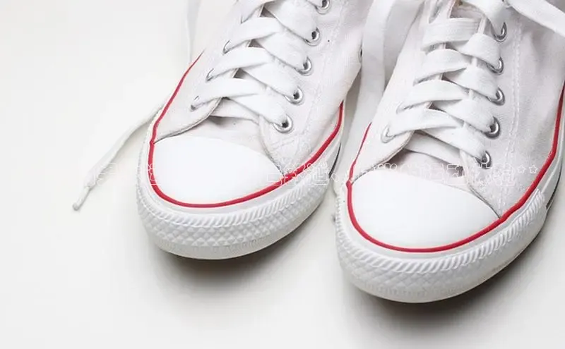 Bsport体育APP下载全站百度百聘**贝踏男款运动鞋：打造舒适、时尚的运动体验**